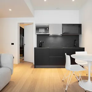 Sant'ambrogio Apartments, Reception H24 , Milão Itália