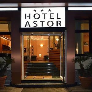 Astor 3*, Bolonia Italia