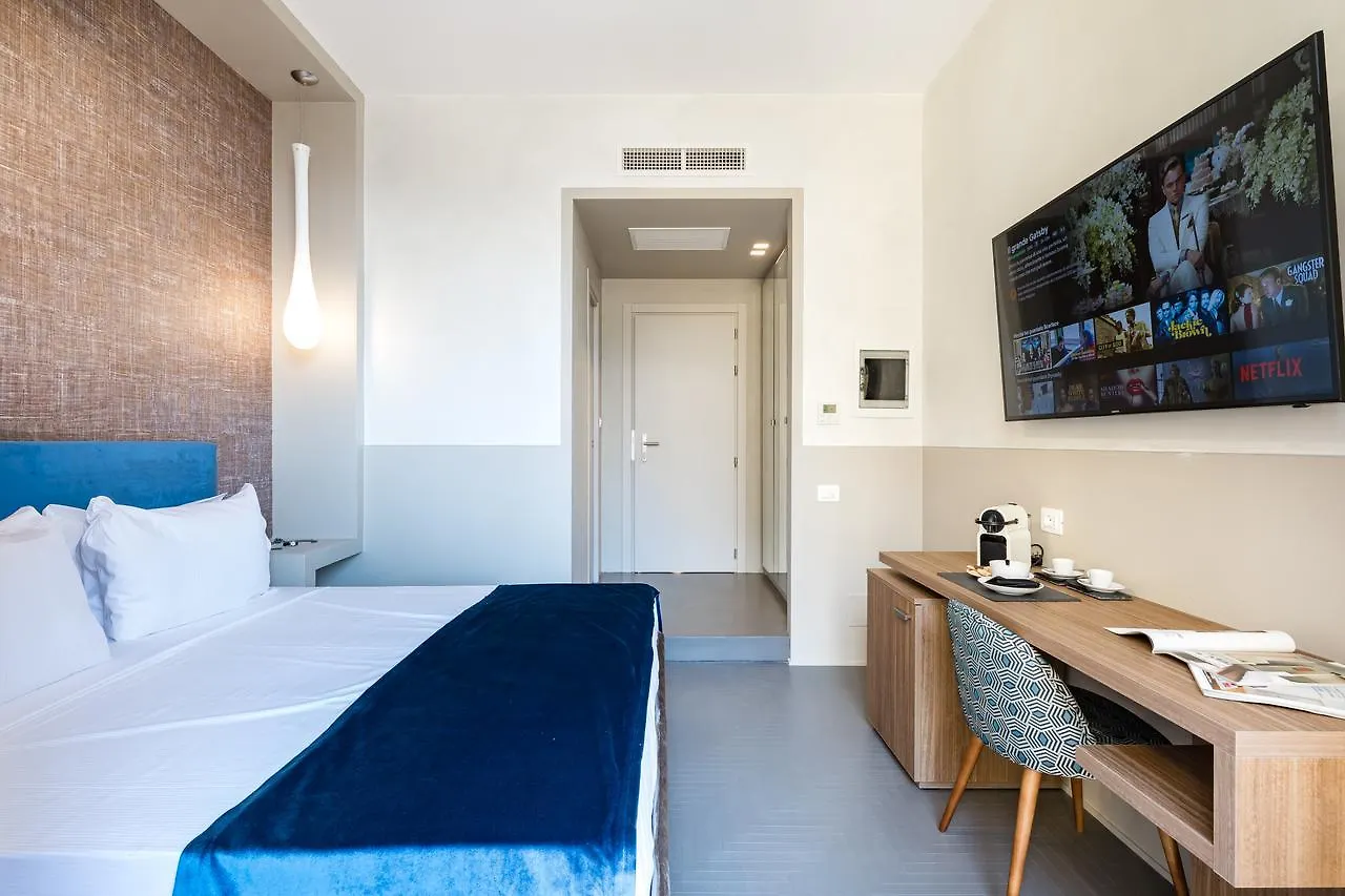 A World Aparts - Barberini Boutique Hotel Rome 2*,